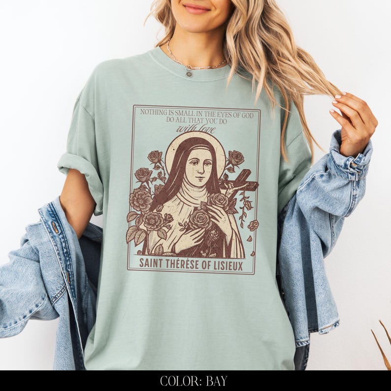 St Thérèse of Lisieux T-Shirt, Patron Saint Shirt, Catholic Gift for woman, Oversized 100% Cotton Tee, Traditional Faith Shirt, Cozy Tee image 2