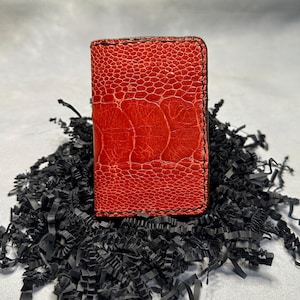 Cartera de piel de avestruz hecha a mano con dos pliegues para tarjetas: avestruz exótico, cartera roja brillante para hombre, cartera de piel auténtica, accesorios únicos para hombre