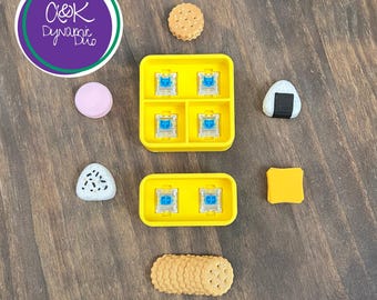 Build Your Own Snack Tray Clicker Fidget – 2 or 4 Piece | 3D Printed Food Fidget
