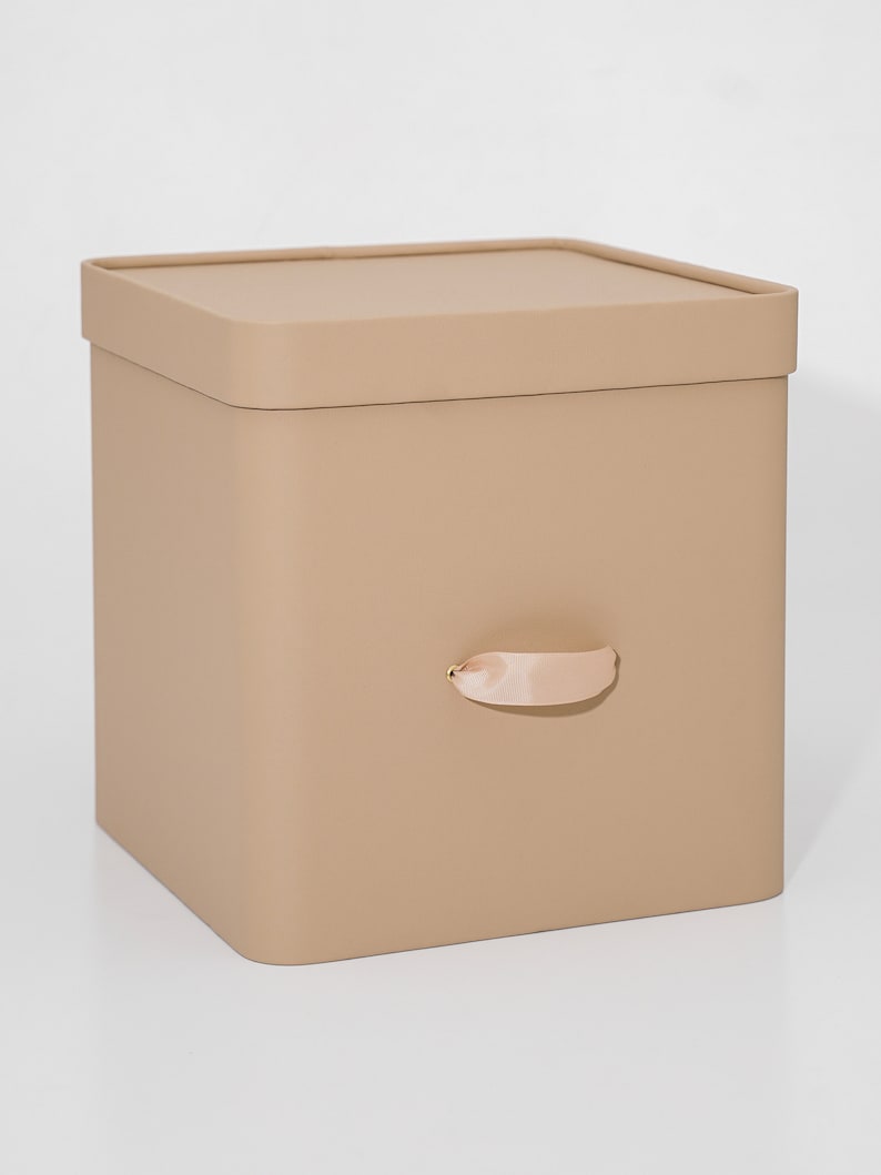 Storage box Cube M with lid 28.5 28.5 28 beige and gray image 2