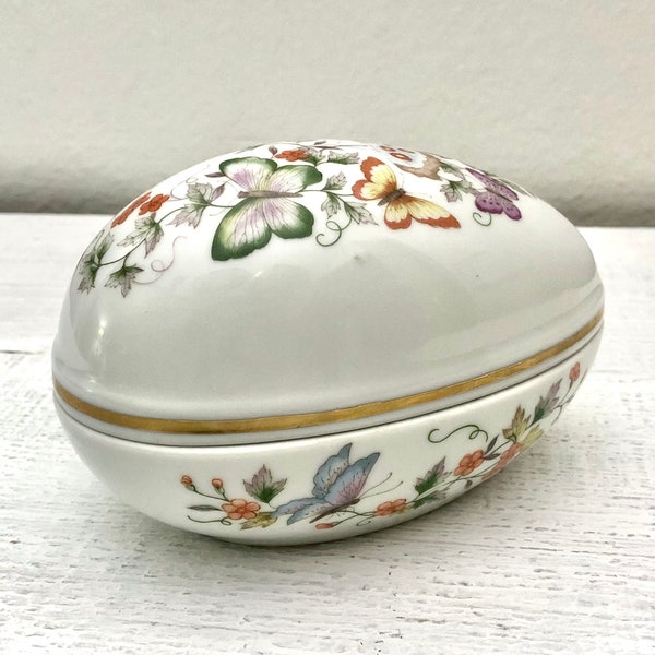 1979 5” Avon Porcelain Egg, Made in Japan