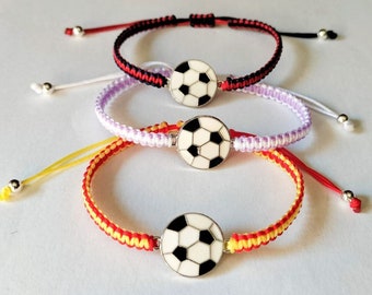 Macrame bracelet | Soccer ball