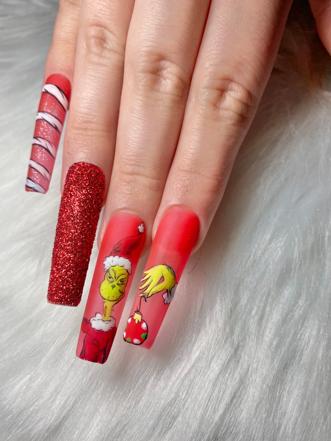Grinch Nails Christmas Nails The Grinch Etsy Grinch Nails Christmas Nails The Grinch Etsy