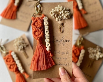 Llavero de macramé personalizado, regalo para pedirle a una dama de honor que sea tu dama de honor