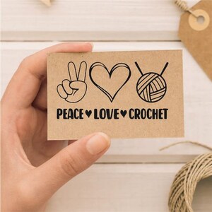 Tampon PEACE LOVE CROCHET / Tampon en bois massif / Tampon d'artisan / Tampon avec main et coeur