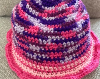 Crochet bucket hat