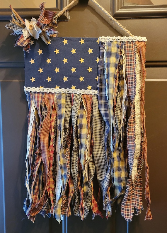 Americana Flag, Patriotic Homespun Fabrics, Crochet Lace