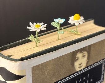 Micro Crochet Flower Bookmarks - Forget-me-not, Daisy, Chamomile | Unique Gift for Mom, Book Lover, birthday gift, mother's day gift