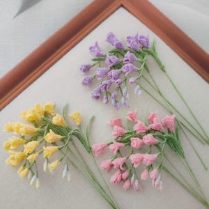 Freesie Sonnenblume Iris Glyzinien Lesezeichen Mikro häkeln Frühling Sommer Geschenk für Mutter Tochter Geburtstag Pastell Blumen handgefertigt Garten Lesung