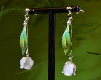 Lily of the Valley Earrings Bridal Jewelry May Birth Flower botanical Resin Botanical Art Fairy-core Wedding Gift for Bride and Bridesmaids
