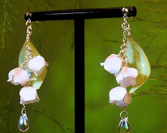 Pendientes colgantes de lirio de los valles con flor de nacimiento de mayo, hechos a mano, de resina, joyería de flores, regalo de novia de Fairycore, accesorio de boda para damas de honor.
