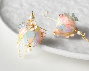 花柄傘イヤリング レインボーレジンチャーム フェアリージュエリー ハンドメイド ダングルギフト 彼女への結婚式 春のブライズメイド ママへの気まぐれなジュエリー