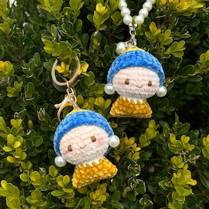 Mädchen mit Perlenohrring Schlüsselanhänger Handmade häkeln Schlüsselanhänger Geschenk Kawaii Auto Charme Cute Car Decor Taschenanhänger Elegante Tasche Accessoire Geschenk