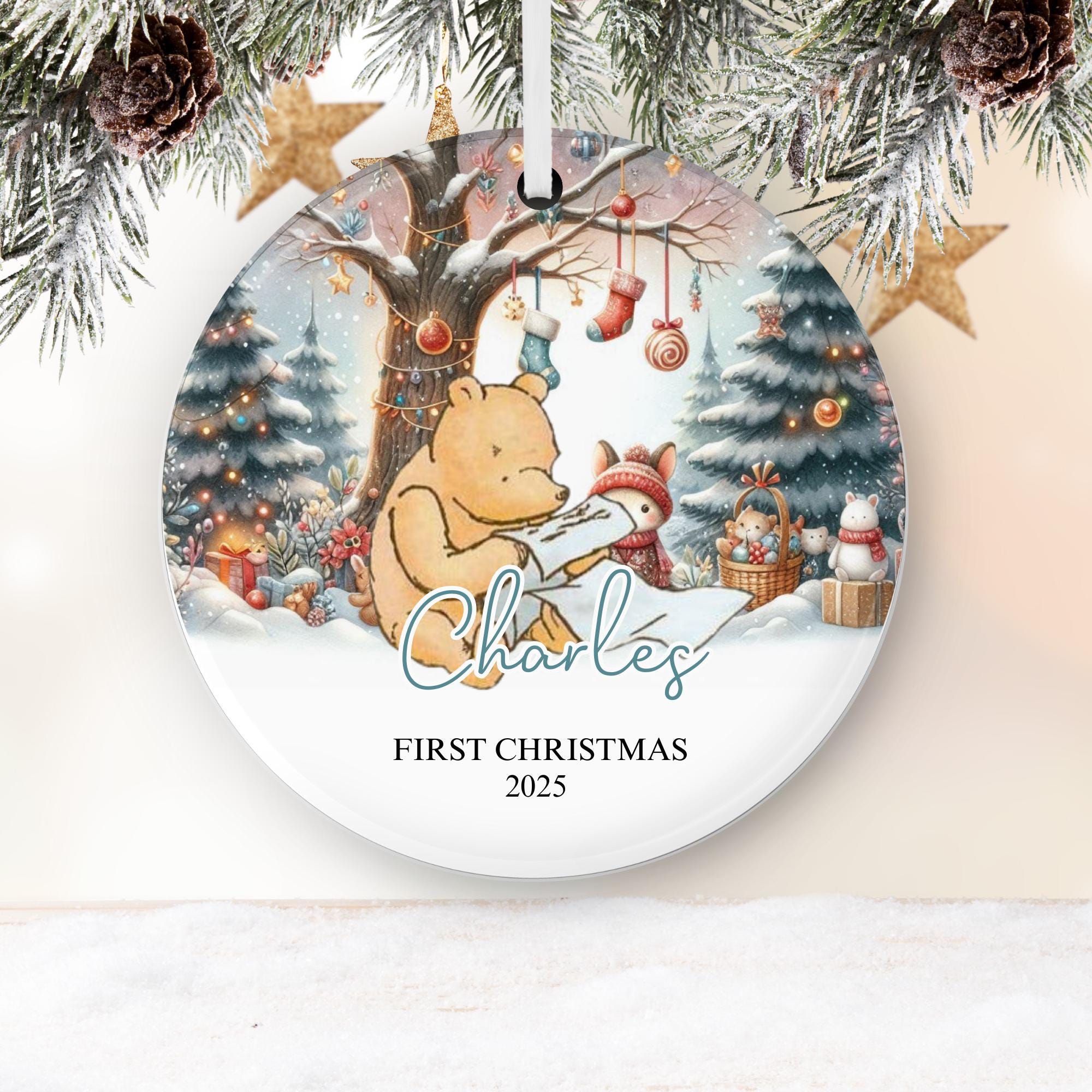 パーソナライズされたクラシックなプーさんの初めてのクリスマス