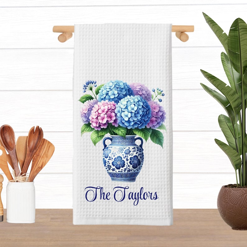 TwinklingWares Ginger Jar Hydrangea Kitchen Towel - Thumbnail 2