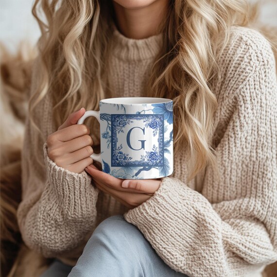 Personalisierte Chinoiserie Monogramm Tasse: Delft Blue Custom Initial