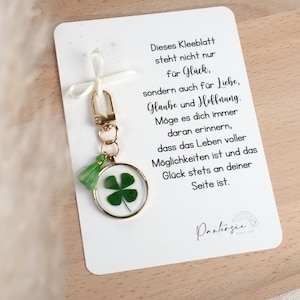 Glücksbringer Kleeblatt Schlüsselanhänger mit Karte – echtes Kleeblatt | personalisierbar | Geschenk zur Einschulung, Prüfung, Abschied
