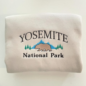 Yosemite National Park Embroidered Crewneck / embroidered Crewneck-National Park Sweatshirt / California