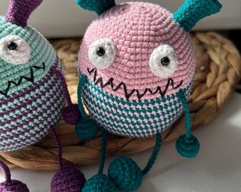 PDF The Monster/ Crochet Pattern in english, amigurumi