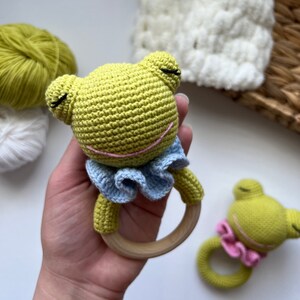 PDF Froggie baby rattle/Crochet Pattern in english image 3