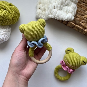 PDF Froggie baby rattle/Crochet Pattern in english image 2