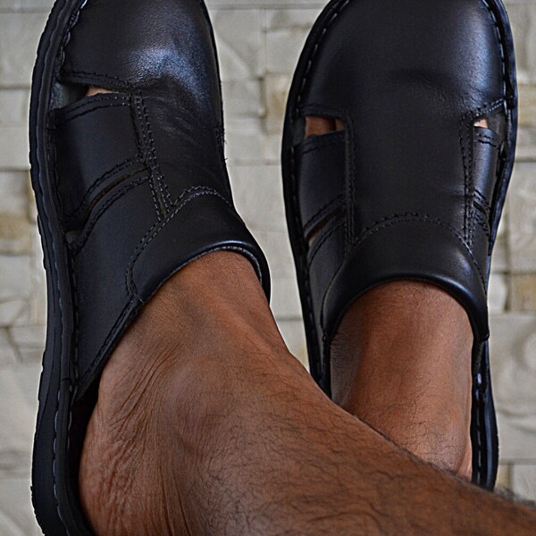mens black slippers