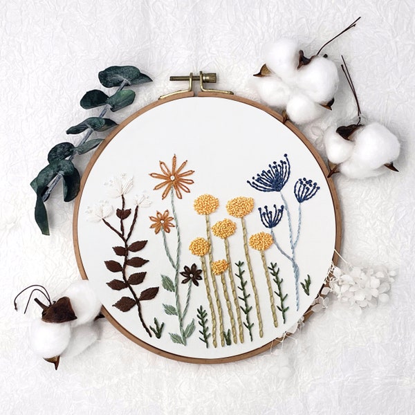 Embroidery Kit for Beginners, Floral Embroidery Full Kit, Modern Flower Floral Pattern, DIY Craft Kit