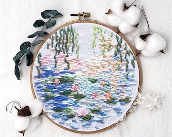 Traditional embroidery kit, DIY Craft Kit, Flower Embroidery Design, Unique Housewarming Art, Embroidery Art, Learn to Stitch