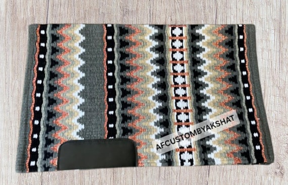 Hand-Woven sand dune :Wool Western Saddle Blanket, light olive, Southwestern Aztec Pattern