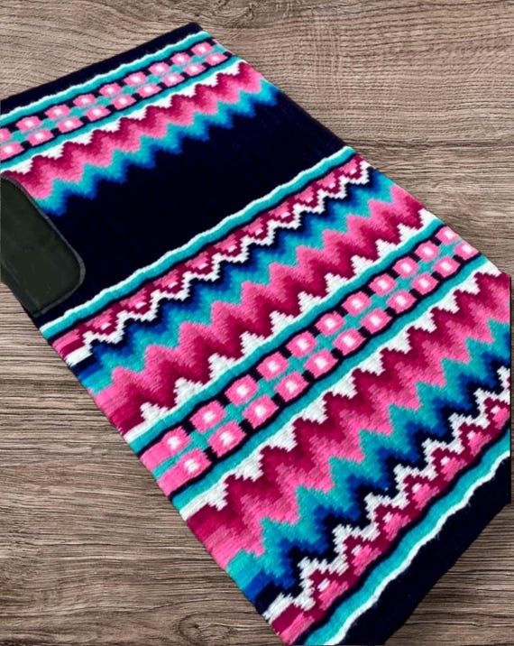 Western Show Pad: Colorful Horse Saddle Blanke.