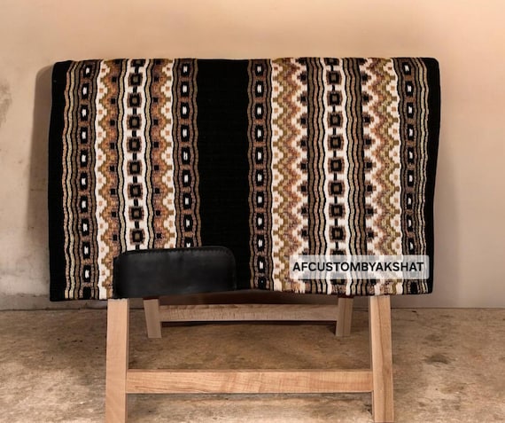 Golden Executive Western Show Pad: 100% Wool Blanket, Metallic Gold Accents