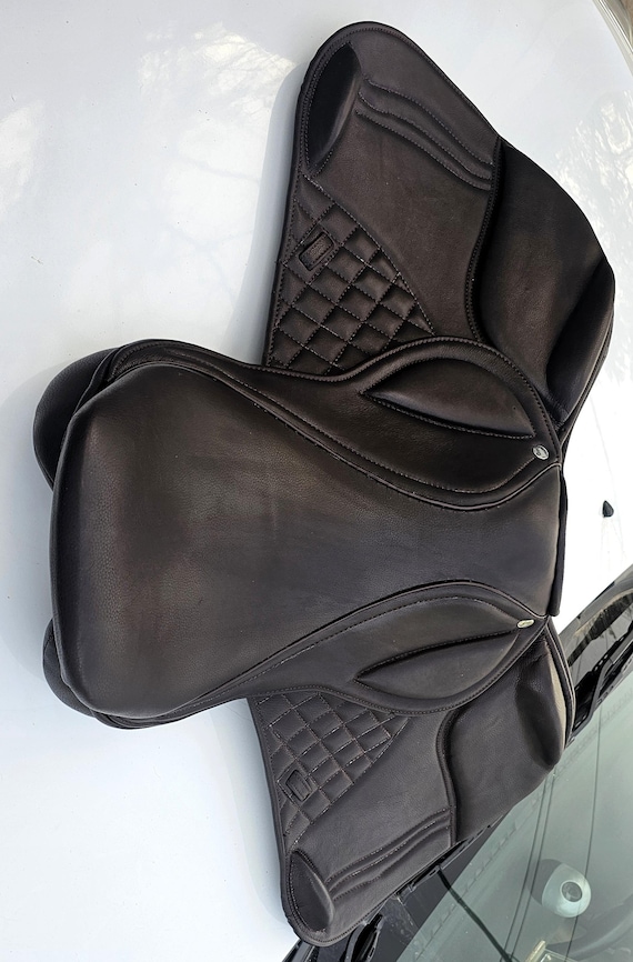 Leather Jumping Saddle - AFCustom - New Condition