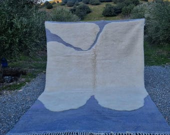 Handmade Beni Mrirt Wool Rug: Moroccan Berber Area Rug (200x326 cm) , natural moroccan rug, high quality, natural wool, soft area rug