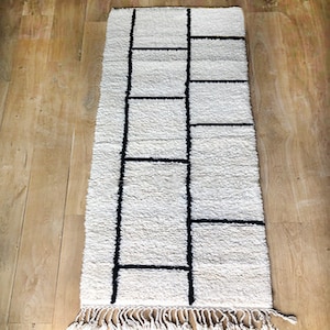 tapis beni ourain, tapis marocain lignes noires, tapis de couloir, tapis tissé à la main, tapis berbère de laine, tapis de zone, teppich