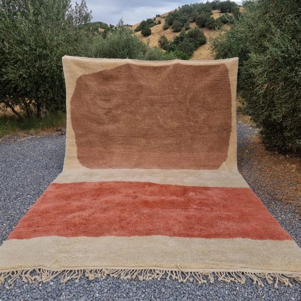 Tapis marocain fait main en laine : style berbère de luxe Mrirt