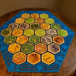 Catan Magnetic Frames: Sturdy 3D-Printed Set for Improved Gameplay