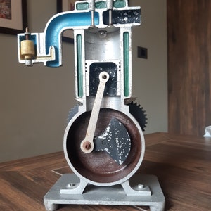 Vintage 60&#39; Engine Model, Educational Model, Old School Model, Vintage Decoration, Man Cave Decoration