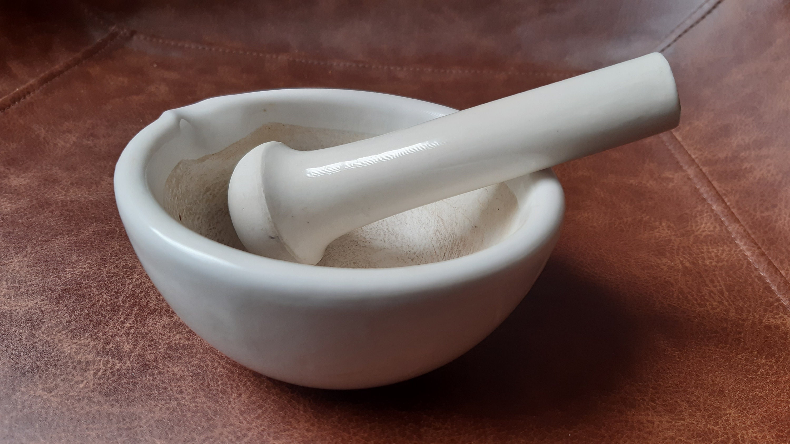 thumbnail image 2 of Eisco Labs 64oz Porcelain Mortar And Pestle – Unglazed Grinding Surface – Science Lab 2 of 5