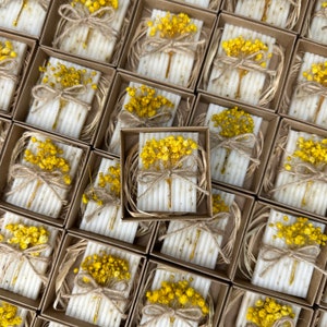 Sapone per matrimonio, regali di nozze rustici, sapone per la doccia nuziale, bomboniere in sapone, bomboniere uniche per matrimonio, regali di nozze con concetto giallo, regali di sapone fatti a mano