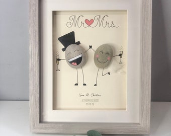 Personalised wedding gift frame Mr & Mrs Bride Groom Just Married Pebble Picture Art Personalised Gift Frame