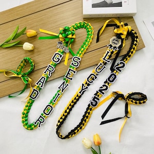 Collier de remise des diplômes 2025 avec bracelet, ruban de satin tressé personnalisé, collier cadeau pour seniors, collier personnalisé pour l'obtention du diplôme