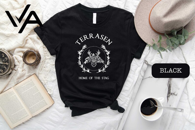 a t - shirt that says terrasen home of the king