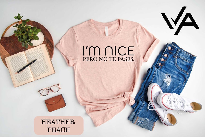 a t - shirt that says i'm nice, perno ete pass