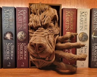 Werewolf Book Nook - Miniatures of Madness. Dungeons and Dragons DnD D&D Wargaming - Tabletop Fantasy Role Play RPG Gaming