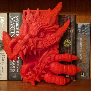 Dragon Book Nook - Miniatures of Madness. Dungeons and Dragons DnD D&D Wargaming - Tabletop Fantasy Role Play RPG Gaming