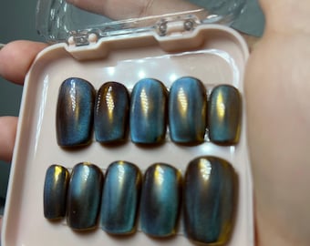 Blue Cateye on Gold Press On Nail set