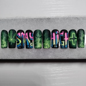 Stay High Graffiti Press On Nails
