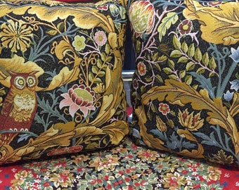 Woven Tapestry Pillow Cover: William Morris Style, Medieval Floral Owl 18*18