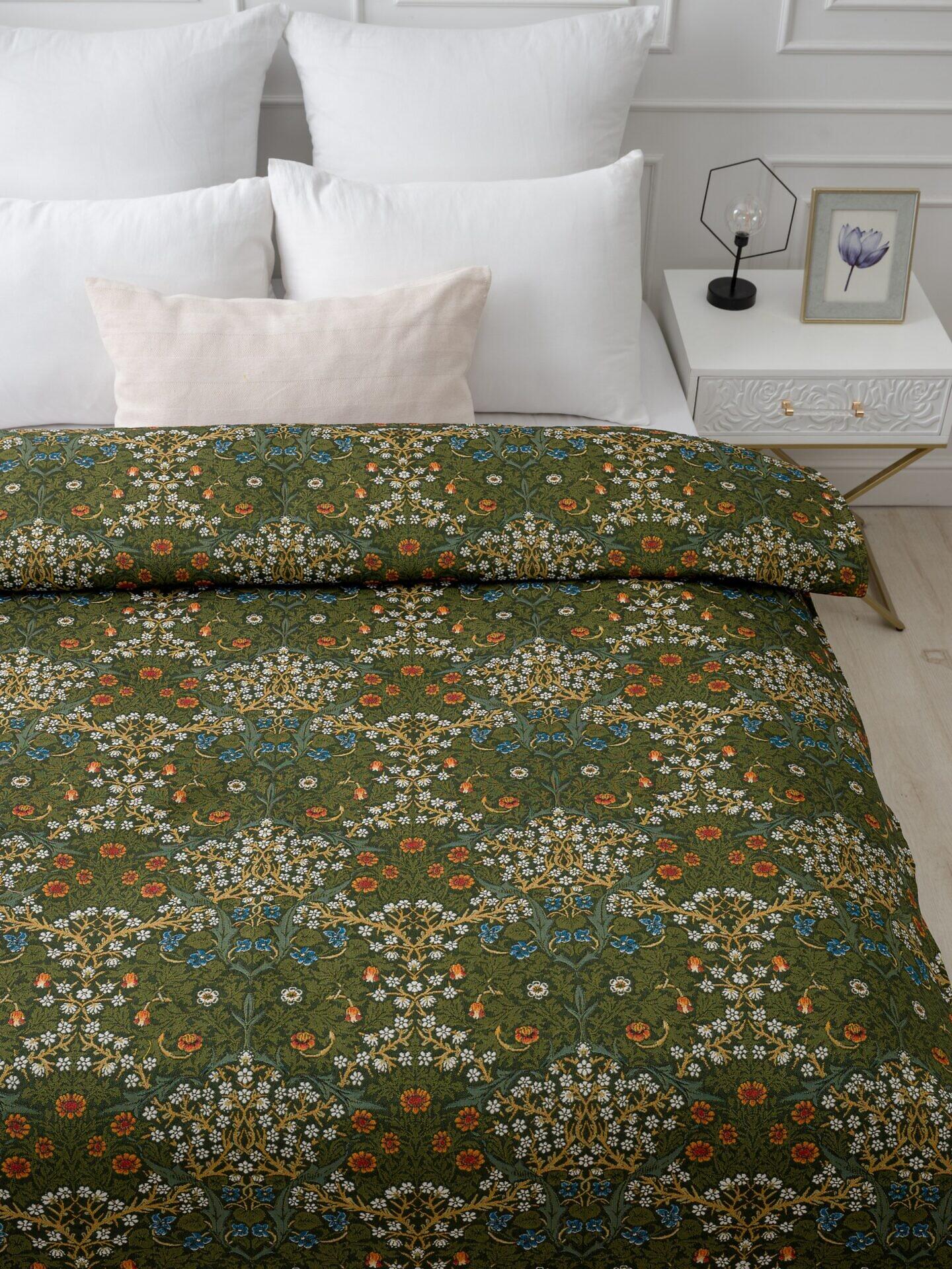 William Morris Style Tapestry Bedspread: Blackthorn Emerald