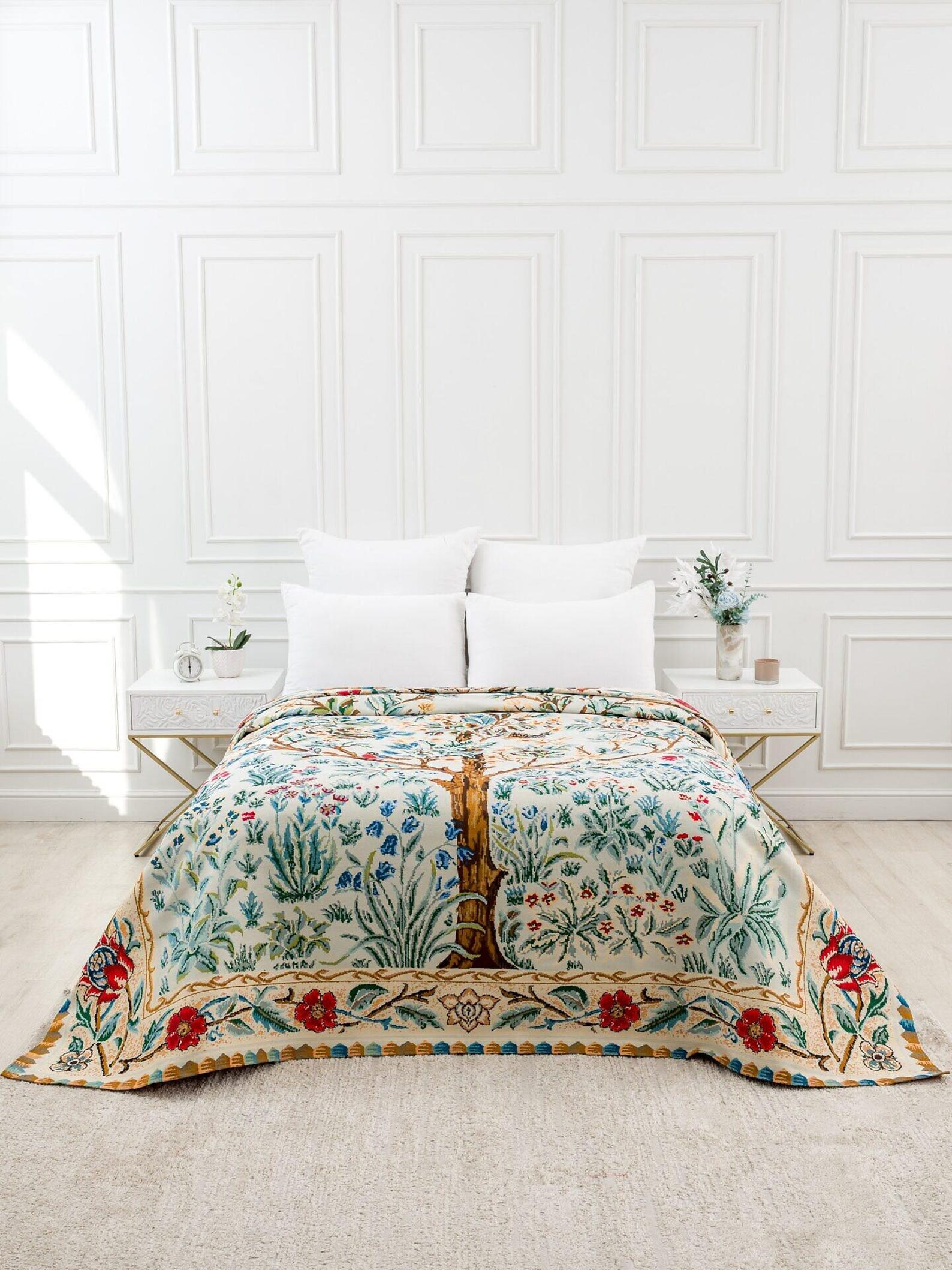 William Morris Tapestry Bedspread: Tree of Life Jacquard Woven Coverlet
